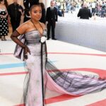 Quinta Brunson Instagram - Well. I went to my very first met gala. Thank you @prabalgurung for working with @bryonjavar to bring all 4’11” of me to the carpet. Thank you @voguemagazine for having me. Hair @alexander_armand Nails @customtnails1 Makeup @jessicasmalls Photos @gettyimages & @lewismirrett