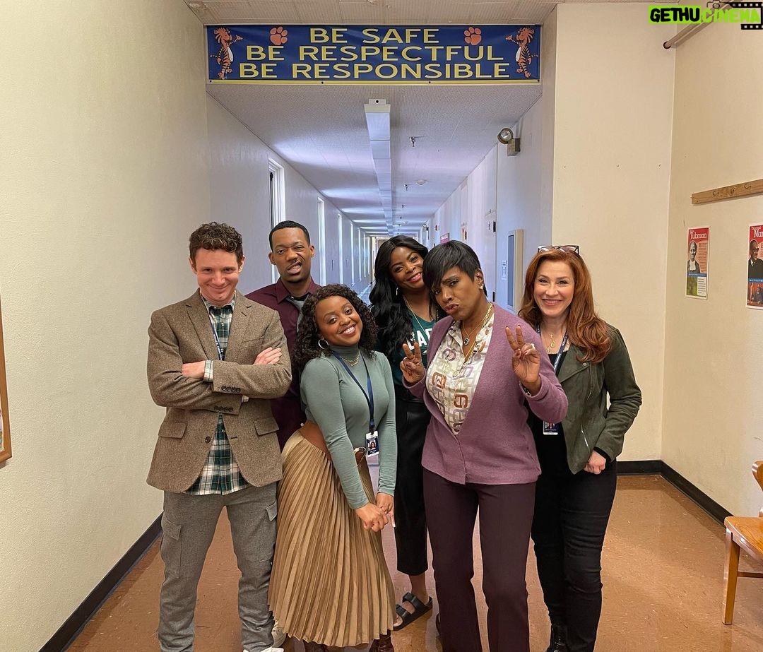 Quinta Brunson Instagram - The Abbott Elementary season Finale is tonight on ABC! I have so many words. Too many for a caption. Overall I feel grateful. Thank you all for watching this season and thank you to teachers for being an inspiration. One of my AD’s (@shahrzaddavani) sent me this video from one of our cam operators (@jsmithshoots) of my last scene. In it, I think I say all the mushy stuff I would say here!