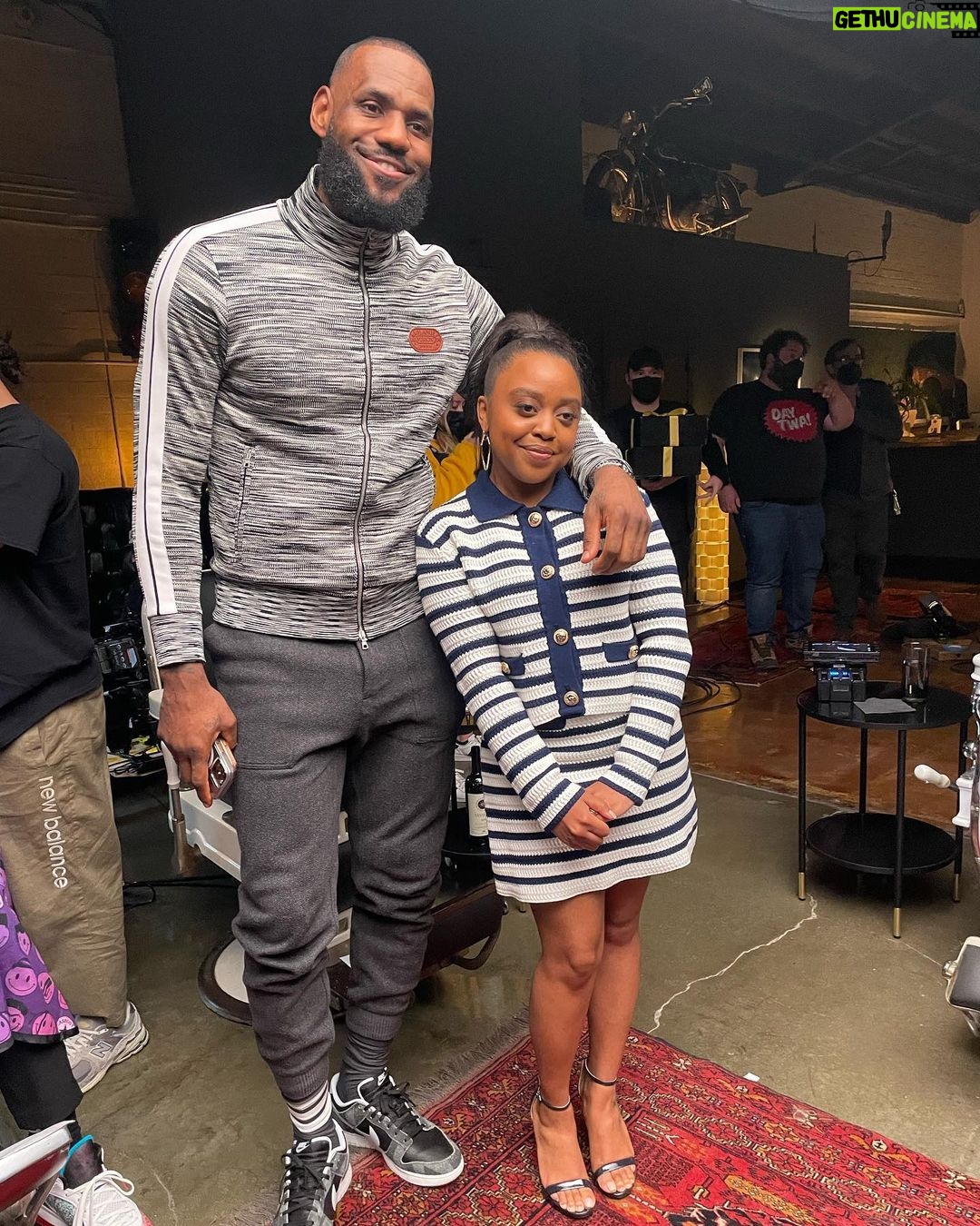 Quinta Brunson Instagram - Thank goodness for heels