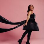 Quinta Brunson Instagram - Thank you @newyorkermag and @mollyhfischer for the amazing profile. Everyone should give it a read! Thank you @abdmstudio for these stunning images. Photographs by @abdmstudio for @newyorkermag Styling by @ayumiperry Set Design by @betteradams Hair by @alexander_armand  Makeup by @kashalassien Manicure by @customtnails1