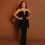 Quinta Brunson Instagram - Sleek for @sagawards :) Dress @ysl Jewelry @yvantufenkjian Shoes: @sophiawebster Hair: @alexander_armand Mua: @kashalassien Stylist: @highheelprncess Nails: @customtnails1 Photographer: @jpwphoto