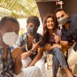 Raashi Khanna Instagram - Time really flies! #oneyearoffarzi ♥️ Heart is full! Thank-you for showering so much love on all of us and making it the most watched Hindi show ♥️ Forever grateful to @rajanddk @shahidkapoor @actorvijaysethupathi and the entire team.! Went down the memory lane and found some fun BTS bits.. swipe away.! ☺️ 2. The muhurat shot! 3,4. @shahidkapoor had graciously offered his gym set up in goa and I took full advantage of it and often gate - crashed my way through while he was away at shoot..! 🤪 5. Mask one out! Guess I needed a cap too! 6. Can you guess which scene was shot in this look of mine? 7. We would often do this.! 8. A glimpse from the look book of Megha! 9. The team 🙌🏻♥️ 10. My favourite human ♥️ P.S. Any plot suggestions for farzi 2? 🤪