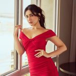 Raashi Khanna Instagram - On - ground turbulance 😉 #trailerlaunch #yodha 💪🏻 Styled by @alliaandnayaab Makeup by @makeupbyshefali.s Hair by @zoequiny.hair 📸 @chandrahas_prabhu