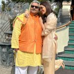 Raashi Khanna Instagram – Excessive laughter and haldi stained smiles ahead. 🤪
#cousinswedding