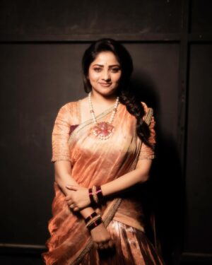 Rachita Ram Instagram - ✨ 
Jewellery @vivantgolddiamonds 
Outfit @angalakruthi 
Styling @varshini_janakiram 
Makeup @nageshmakeover09  Hair @kammarishivarajchary 
Captured by @vasukikarkone