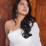 Rachitha Mahalakshmi Instagram - 🤍🤍🤍🤍Representing the purity of soul🤍🤍🤍🤍 😇😇😇😇😇 Outfit styled by @dharaniofficialpage 🥻 Nails @makeoverstudio_official 💅 Lovely makeover by @jokishmakeover 💄😇 Hairstyle @glamupbynandinis 👱🏻‍♀️ #ranganayaka #ranganayakamoviepromotions 😍😇😍😍😍😇🥰😇😇