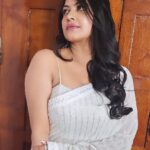 Rachitha Mahalakshmi Instagram - 🤍🤍🤍🤍Representing the purity of soul🤍🤍🤍🤍 😇😇😇😇😇 Outfit styled by @dharaniofficialpage 🥻 Nails @makeoverstudio_official 💅 Lovely makeover by @jokishmakeover 💄😇 Hairstyle @glamupbynandinis 👱🏻‍♀️ #ranganayaka #ranganayakamoviepromotions 😍😇😍😍😍😇🥰😇😇