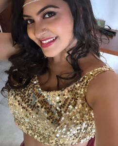 Rachitha Mahalakshmi Instagram - 😍🥰😍🥰😍🥰😍🥰😍🥰 managed to click few pics before d event….. 😜😉😉😉😉😉😉 Hope our little efforts to entertain you all was not unnoticed,in spite of all d flaws happened 🙄we gave our best🙃🙌🏻🙌🏻🙌🏻 Hope u guys enjoyed d performance 🎭 💃 🥰🥰 🙏🏻🙏🏻🙏🏻Nandri🙏🏻🙏🏻🙏🏻🇱🇰 #jaffna