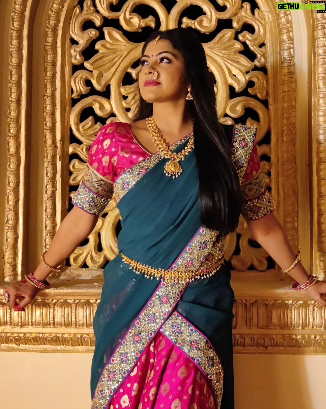 Rachitha Mahalakshmi Instagram - Few stills from my kannada movie "RANGANAYAKA"❤️❤️❤️❤️❤️❤️❤️❤️2nd singles will be released on 13th Feb🥰 That would be a completely different treat for all kannada "premis" ❤️❤️❤️❤️❤️ More updates coming on d way...... 😇😇😇😇 Greatest Hits of sandalwood films MATHA,EDDELU MANJUNATHA nd now RANGANAYAKA Hatrick film Comedy combo GURUPRASAD @directorguruprasad Actor-JAGEESH actor_jaggesh Actress -RACHITHA MAHALAKSHMI Producer-Vikyath Music-Anoop seelin DOP-SAMRAT ASHOK GAUTAM. 8th March in theatres..... #sandalwoodactress #sandalwood #sandalwoodfilms #filmmaking #kannada #kannadasongs #kannadacomedy #nammakarnataka #kannadamovies #ranganayaka #ranganayakamoviepromotions #nammakarnataka #nammasandalwood #nammasandalwoodstars