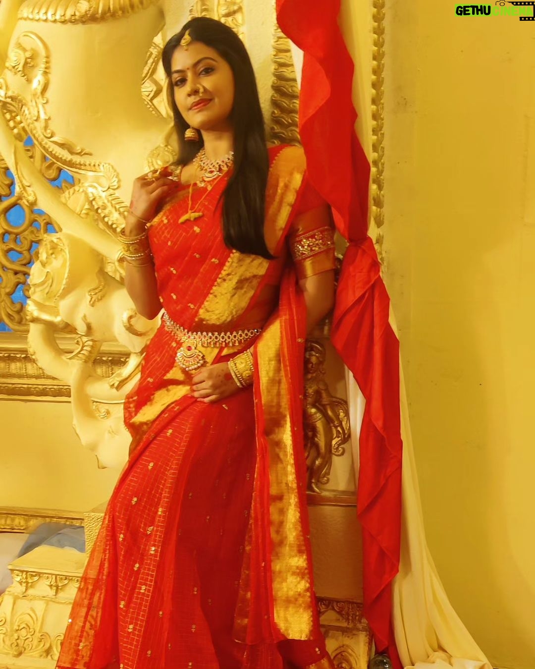 Rachitha Mahalakshmi Instagram - Few stills from my kannada movie "RANGANAYAKA"❤️❤️❤️❤️❤️❤️❤️❤️2nd singles will be released on 13th Feb🥰 That would be a completely different treat for all kannada "premis" ❤️❤️❤️❤️❤️ More updates coming on d way...... 😇😇😇😇 Greatest Hits of sandalwood films MATHA,EDDELU MANJUNATHA nd now RANGANAYAKA Hatrick film Comedy combo GURUPRASAD @directorguruprasad Actor-JAGEESH actor_jaggesh Actress -RACHITHA MAHALAKSHMI Producer-Vikyath Music-Anoop seelin DOP-SAMRAT ASHOK GAUTAM. 8th March in theatres..... #sandalwoodactress #sandalwood #sandalwoodfilms #filmmaking #kannada #kannadasongs #kannadacomedy #nammakarnataka #kannadamovies #ranganayaka #ranganayakamoviepromotions #nammakarnataka #nammasandalwood #nammasandalwoodstars