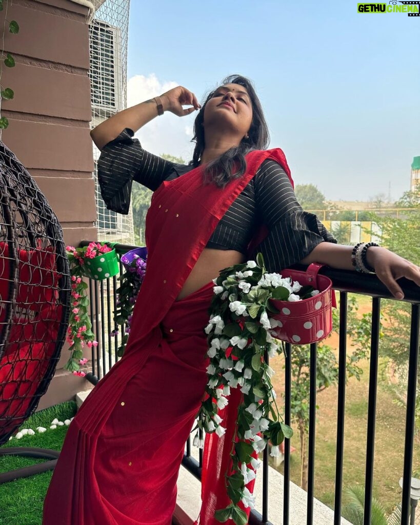 Rachitha Mahalakshmi Instagram - 🥰🥰🥰🥰🥰🥰🥰🥰😊😇😇😇😇 and now that’s my favourite spot 😍🥰😍🥰😍🥰😍🥰😍🥰😍🥰🥰🥰