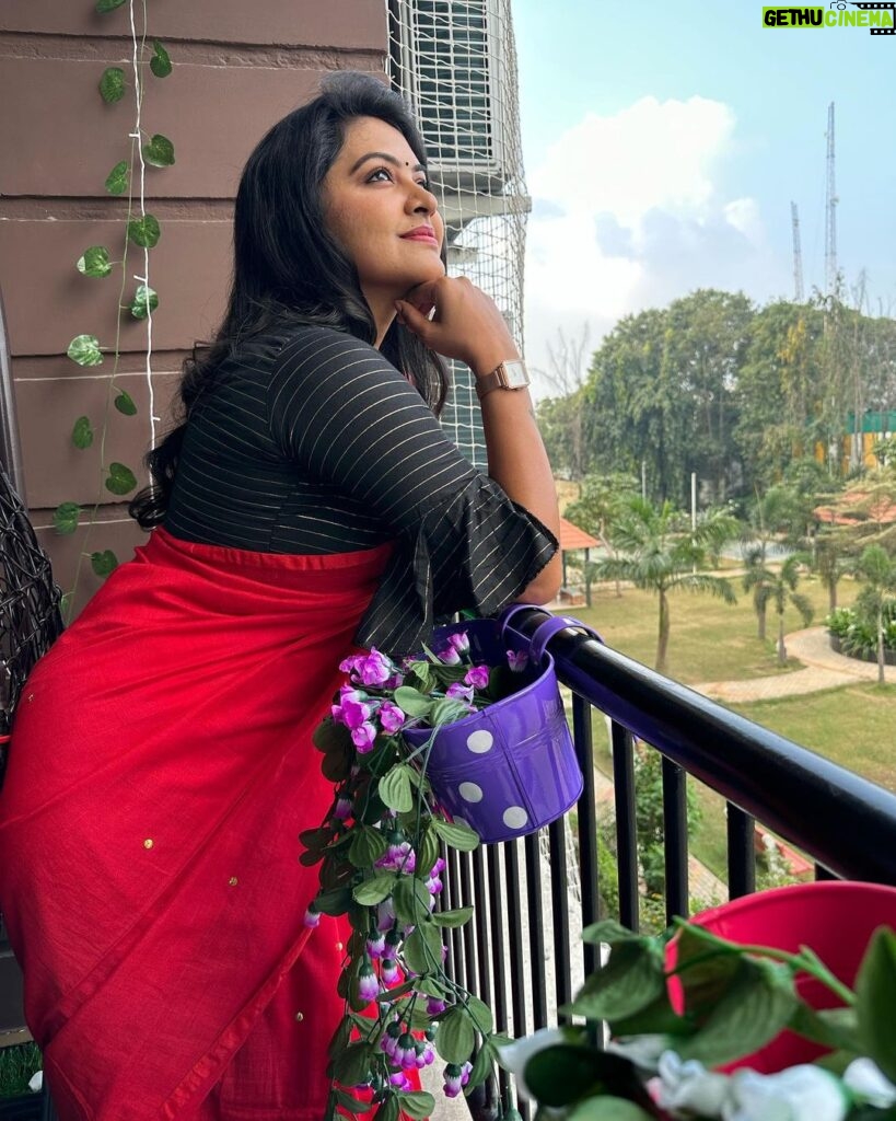 Rachitha Mahalakshmi Instagram - 🥰🥰🥰🥰🥰🥰🥰🥰😊😇😇😇😇 and now that’s my favourite spot 😍🥰😍🥰😍🥰😍🥰😍🥰😍🥰🥰🥰