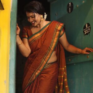 Rachitha Mahalakshmi Instagram - Last set of pics in this look ..... 
❤️🫣❤️🫣❤️🫣❤️
"Flaunting with Integrity"....... ❤️❤️❤️❤️❤️
#sareelove
