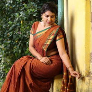 Rachitha Mahalakshmi Instagram - Last set of pics in this look ..... 
❤️🫣❤️🫣❤️🫣❤️
"Flaunting with Integrity"....... ❤️❤️❤️❤️❤️
#sareelove
