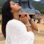 Rachitha Mahalakshmi Instagram – The cure of pain is in the pain ……. 🙌🏻
The ultimate truth of life 🙏🏻🙏🏻🙏🏻🙏🏻🙏🏻
Spiritually reboot….. 
Unplug nd refresh ur soul…… 
“It’s wen u have a lot to say, but being calm nd silent is d option you choose” 🧘🏻‍♀️
ANBAE SHIVAM 🙏🏻🙏🏻🙏🏻🙏🏻🙏🏻🙏🏻🙏🏻🙏🏻🙏🏻
@aathidivinecollections 📿