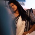 Rachitha Mahalakshmi Instagram - "THANIMAI THAAN AVALIDAM ADIMAI AGGIVITTADHU..... " You can always be yourself wen u r on ur own...... Voice :@yuvaprakash.tamil Lines : @rachuvin_fairytale 🙌🏻🙌🏻🙌🏻🙌🏻🙌🏻