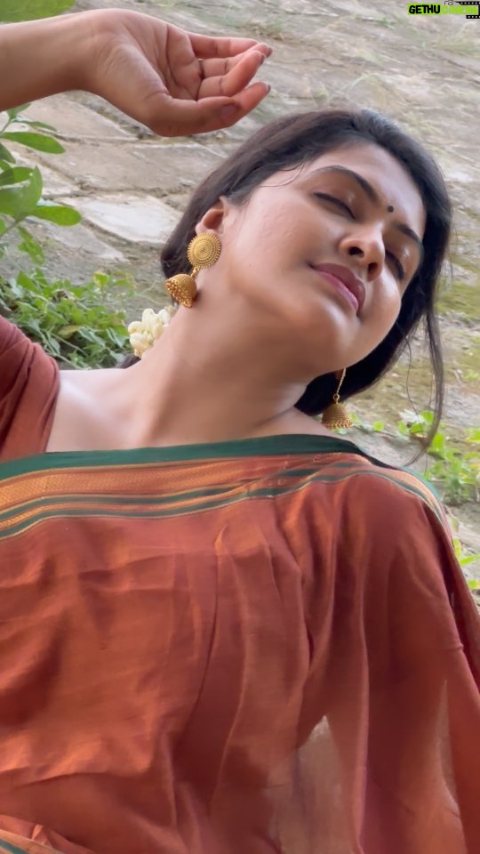 Rachitha Mahalakshmi Instagram - πLife will always be the hardest when you are crossing over to a new level don't get discouraged π ππππππ Filling d soul with πΆπΆπΆπΆπΆ soulfulπΆπΆπΆπΆ music ππππ β€οΈβπ₯β€οΈβπ₯β€οΈβπ₯β€οΈβπ₯β€οΈβπ₯β€οΈβπ₯ Lot more on d way..... π πΈ @saranjphotography #90sfashion #90smusic #lotsofemotions #soulfullmusic