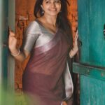 Rachitha Mahalakshmi Instagram - 💜💜💜💜💜nd my love for saree is always immense..... 💜💜💜💜💜💜 : @saranjphotography
