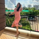 Rachitha Mahalakshmi Instagram - Wen u r at d edge of your mind Pose…..pose…….pose…… and just pose……… 😉😉😉😉😉😉😇😇😇😇 #selfcare #silentbutloudthoughts #practicewhatyoupreach ✌️ #letyouractionsspeak 😇
