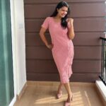Rachitha Mahalakshmi Instagram - Wen u r at d edge of your mind Pose…..pose…….pose…… and just pose……… 😉😉😉😉😉😉😇😇😇😇 #selfcare #silentbutloudthoughts #practicewhatyoupreach ✌️ #letyouractionsspeak 😇