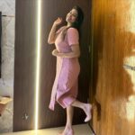 Rachitha Mahalakshmi Instagram - Wen u r at d edge of your mind Pose…..pose…….pose…… and just pose……… 😉😉😉😉😉😉😇😇😇😇 #selfcare #silentbutloudthoughts #practicewhatyoupreach ✌️ #letyouractionsspeak 😇