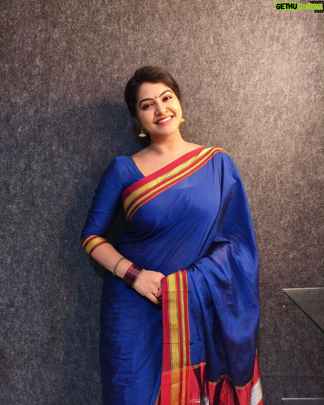 Rachitha Mahalakshmi Instagram - Saree πβ€οΈπβ€οΈπ that makes me most comfortable to carry in nd out.... πππππππ And To many who r found of my nose pin collections which is my Statement already π π they all r from @kushalsfashionjewellery π #sareelove #ilkalsaree #nosepins #nosepinlovers