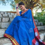 Rachitha Mahalakshmi Instagram - Royal blue with a Royal touch..... 💙💙💙💙💙💙 #sareelove 😇😇 Make up nd hair by @rachitha_mahalakshmi_official 😅😜 #sareelove #ilkalsarees