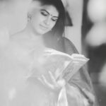 Rachitha Mahalakshmi Instagram - Monochrome love ❤️❤️❤️❤️ : @saranjphotography 😇😇😇😇😇😇😇