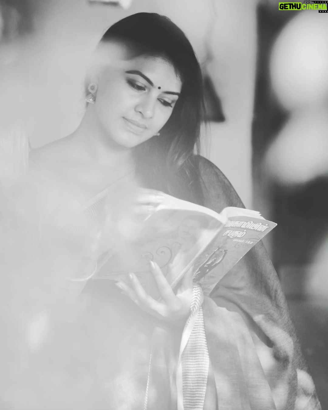 Rachitha Mahalakshmi Instagram - Monochrome love ❤️❤️❤️❤️ : @saranjphotography 😇😇😇😇😇😇😇