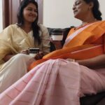 Rachitha Mahalakshmi Instagram - Uravu 🥹🥹🥹🥹🥹💐💐💐 Oru sila uravukku per illai, yeppudi tha connect aggurom nu thaeriliyae...... Ana Its definitely the Universes's calling...... 💯🫂 Sometimes all u need is a soul to listen nd a mind to contemplate ....... @thevarchandra , Self confident , "THE WONDER WOMAN" I'm happy to know you Professor " Dr.Chandraprabha" mam..... 🥹🥹🥹🥹🥹🥹 U have touched many wounded lives around...... Truly inspiring..... 🫡🫡🫡🫡 U gave me such a healing Aura,which was much needed.... U Gave me a fresh perspective to face another day...... Filled the lost hope in me.... 🥹 U r truly an inspiration.....😇🫡 U r Holding torch for lots nd lots of unhealed souls.... 🔦 A true #torchbearer All i can say is U r here to clear the blurred vision of our society..... A big big standing ovation for ur thoughts, ideology nd d bundle of knowledge u r..... 🙇🏻‍♀️🙇🏻‍♀️👏🏻👏🏻👏🏻 This society nd ppl with antiquated beliefs needs lot more enlightenment from u mam.... Keep inspiring Lots of love mam..... 🫂🫂🫂🫂🫂🫂❤️🥰🥰 #Dr.Chandraprabha #integralwoman #inspiringwomen #wonderwomen #soulconnection #touchinglives #healingaura