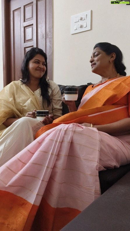 Rachitha Mahalakshmi Instagram - Uravu 🥹🥹🥹🥹🥹💐💐💐 Oru sila uravukku per illai, yeppudi tha connect aggurom nu thaeriliyae...... Ana Its definitely the Universes's calling...... 💯🫂 Sometimes all u need is a soul to listen nd a mind to contemplate ....... @thevarchandra , Self confident , "THE WONDER WOMAN" I'm happy to know you Professor " Dr.Chandraprabha" mam..... 🥹🥹🥹🥹🥹🥹 U have touched many wounded lives around...... Truly inspiring..... 🫡🫡🫡🫡 U gave me such a healing Aura,which was much needed.... U Gave me a fresh perspective to face another day...... Filled the lost hope in me.... 🥹 U r truly an inspiration.....😇🫡 U r Holding torch for lots nd lots of unhealed souls.... 🔦 A true #torchbearer All i can say is U r here to clear the blurred vision of our society..... A big big standing ovation for ur thoughts, ideology nd d bundle of knowledge u r..... 🙇🏻♀️🙇🏻♀️👏🏻👏🏻👏🏻 This society nd ppl with antiquated beliefs needs lot more enlightenment from u mam.... Keep inspiring Lots of love mam..... 🫂🫂🫂🫂🫂🫂❤️🥰🥰 #Dr.Chandraprabha #integralwoman #inspiringwomen #wonderwomen #soulconnection #touchinglives #healingaura