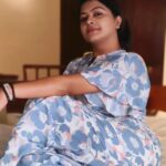 Rachitha Mahalakshmi Instagram - Only she can define who she is. Only She can choose to be happy,alone,positive, strong, or different. Be the "SHE"...... 😇😇😇😇😇