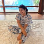 Rachitha Mahalakshmi Instagram - Only she can define who she is. Only She can choose to be happy,alone,positive, strong, or different. Be the "SHE"...... 😇😇😇😇😇