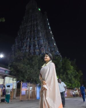 Rachitha Mahalakshmi Instagram - Feeling divine 😇
#maduraimeenakshiammantemple