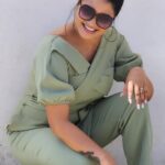 Rachitha Mahalakshmi Instagram - 🌟Balancing between sadness nd happiness is life🌟 😎😎😎😎😎😎😎 Makeover @jokishmakeover 🥰 Hairstyle @vanithapatil_makeover_hair 😇 #rachithamahalakshmi #ranganayakamoviepromotions