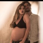 Rafa Brites Instagram - O dia do meu amor! Dizem que a gente vive so uma vez. Eu escolhi passar os meus dias com esse rapaz ai! De la pra ca (quase uma década e meia) só encontro mais e mais motivos para seguir essa jornada. O Felipe é a pessoa mais incrível que eu conheci. Viva sua saúde! Seus sonhos! Seus pontos ! Te amo demais @andreolifelipe Ps: a 4 foto eu fui só testemunha desse amor!
