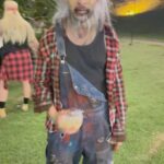Rafa Brites Instagram – Eu não tive medo de fantasma, nem de bruxa, Fred Krueger, palhaço It é fichinha medo eu tive no puerpério. Passar as noites em claro com um bebezinho que depende de vc. Me da arrepio de lembrar …Ontem no Halloween dos meus amigos amados @monicabenini e do @junior_oficial . O @andreolifelipe foi de Faria Limer e eufui do momento mais aterrorizante da minha vida alguém se identificou com essa “fantasia “ ?
