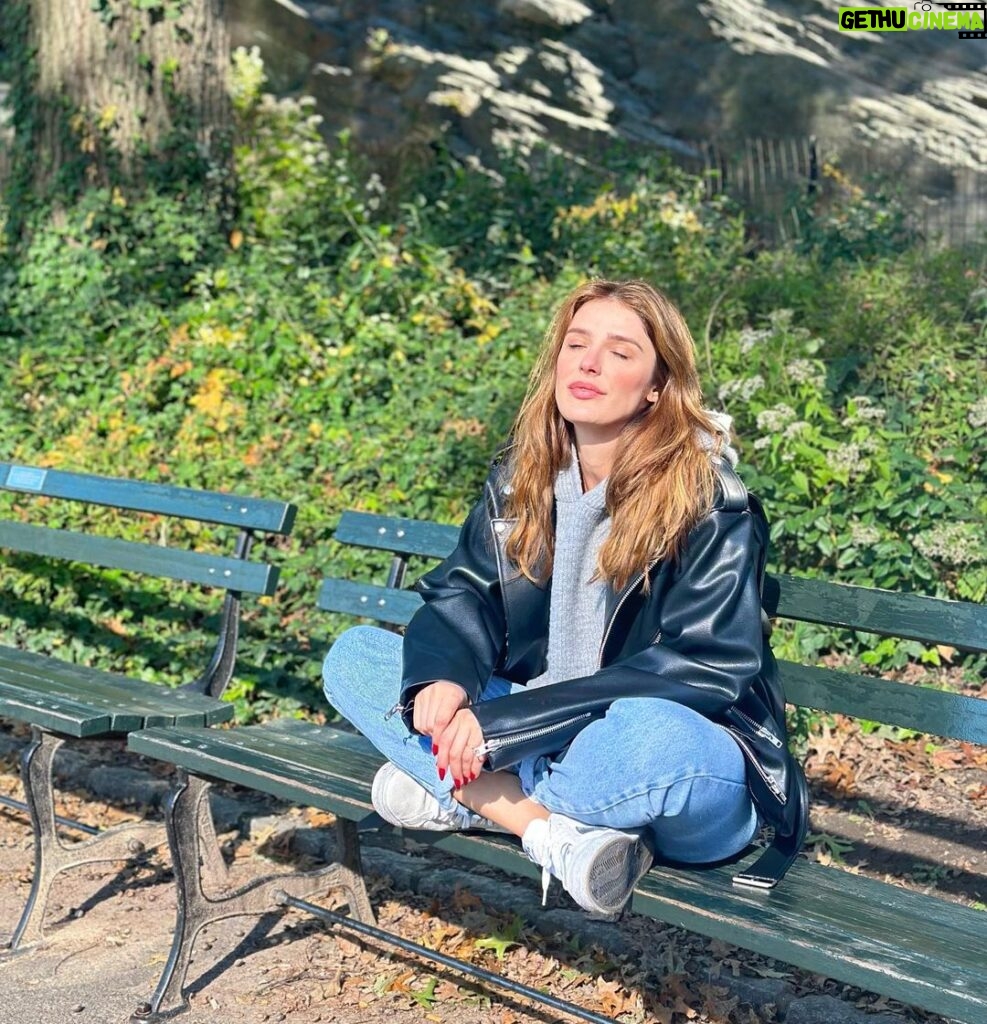 Rafa Brites Instagram - Um solzinho nesse frio delicia que esta aqui em NY! Central Park, New York