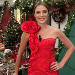 Rafa Brites Instagram - Uma das melhores épocas do ano chegou e é claro que eu estou aqui no @shoppingvillalobos com a família para prestigiar este dia tão especial que é a chegada do papai Noel e tantas outras atrações que vão acontecer aqui no VillaLobos até o período do Natal. ❤️ ￼#shoppingVillaLobos #publicidade ￼
