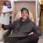 Rafa Polinesio Instagram - Imaginen viajar por casi 24 horas!! Les grabamos todo lo que nos pasó en nuestro vuelo a Dubai en Emirates ✈️ fue muy divertido, estén pendientes porque les contaré todo lo que estamos viviendo en Dubai!!