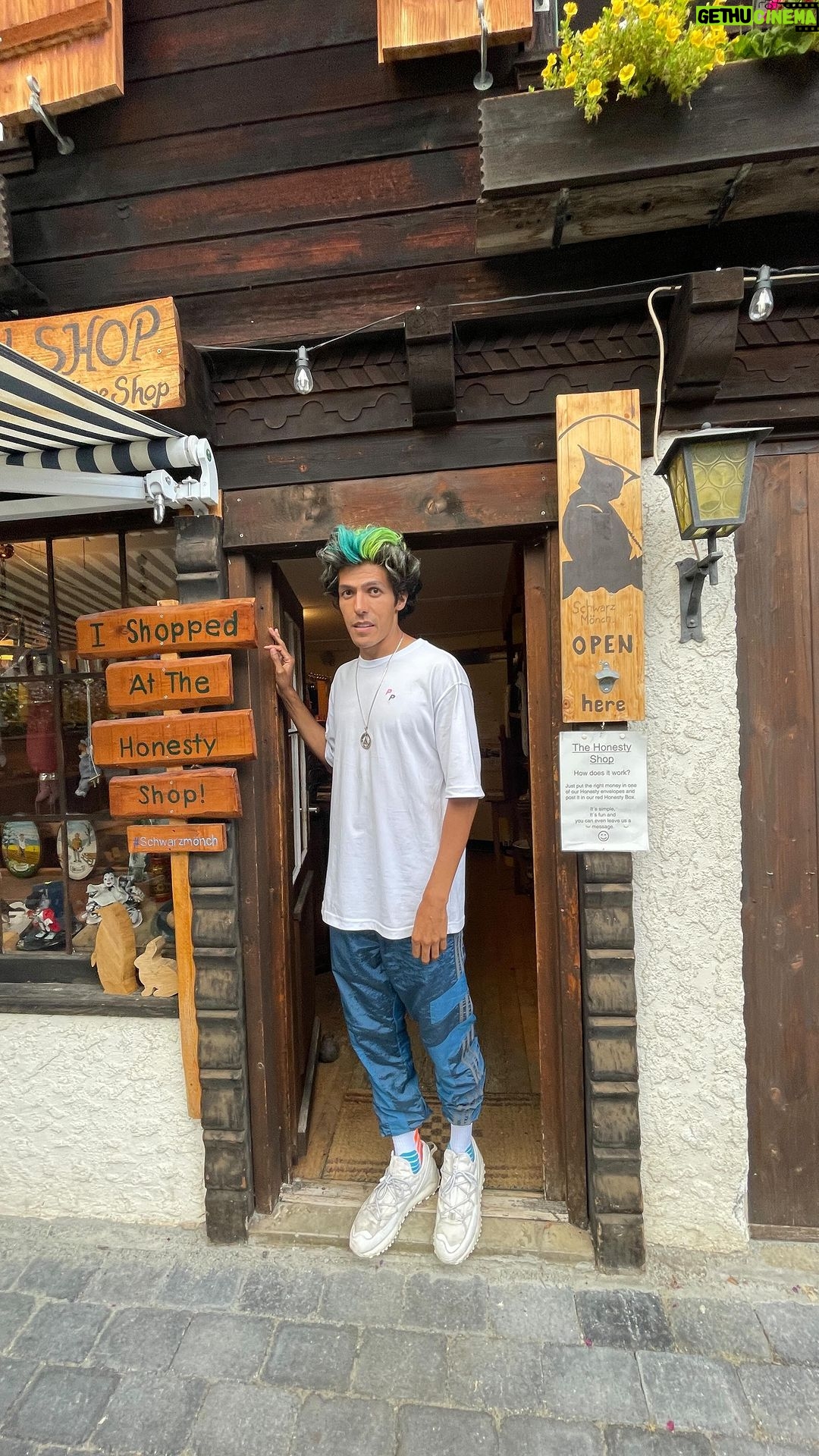 Rafa Polinesio Instagram - 驴Adivina en d贸nde? 馃實