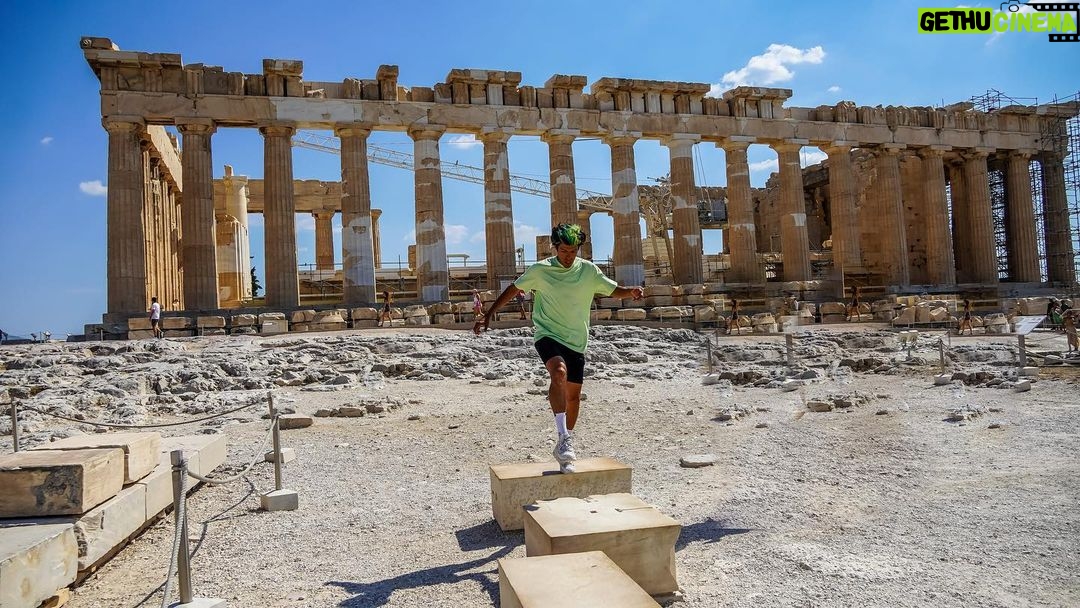 Rafa Polinesio Instagram - Visitando a Zeus ⚡️🏛 Atenas Grecia