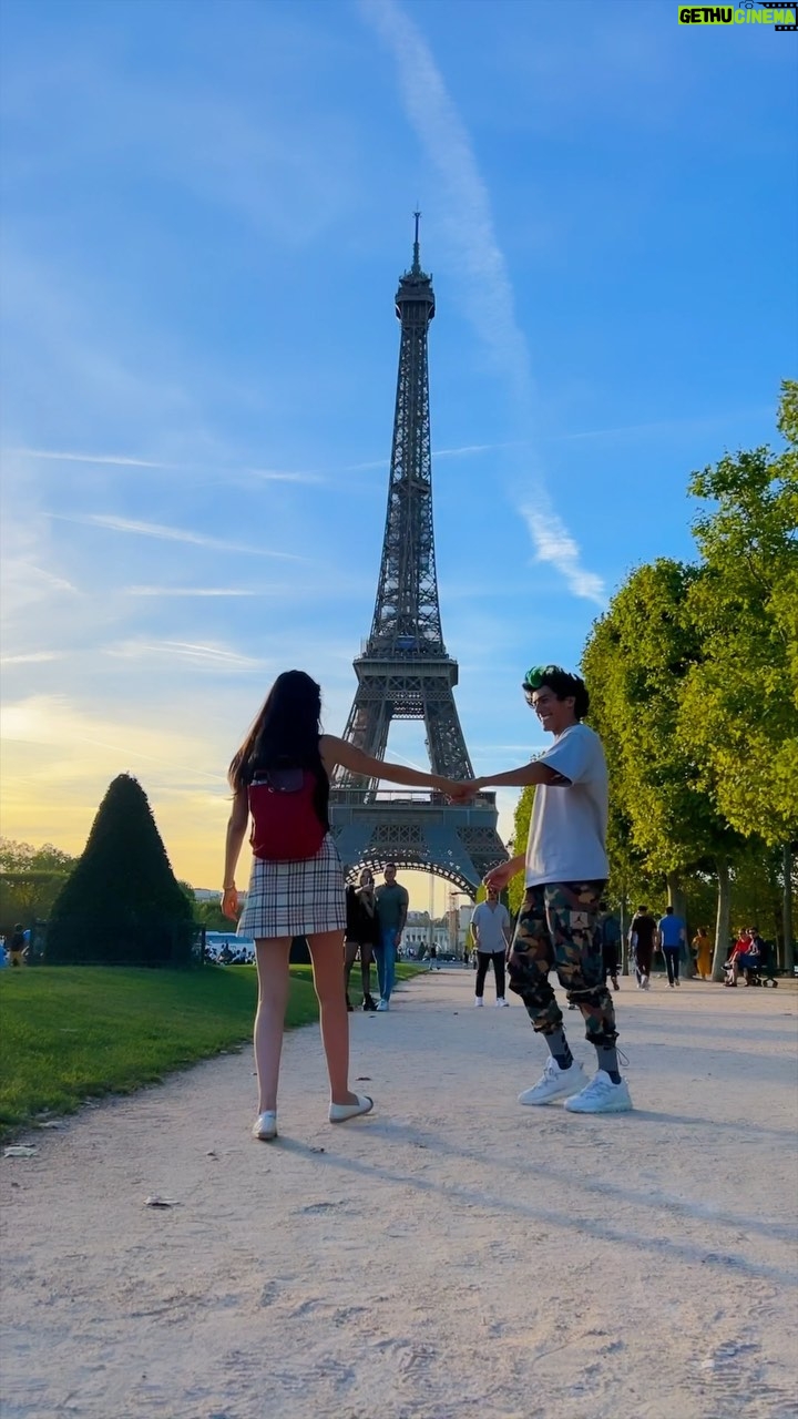 Rafa Polinesio Instagram - ❤️ Paris