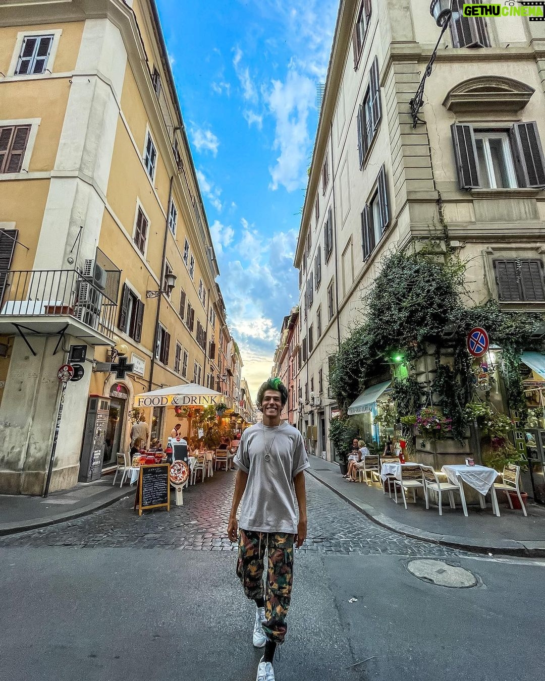 Rafa Polinesio Instagram - Primer día en Roma, iré contando más en mis historias 📸 Roma, Italia