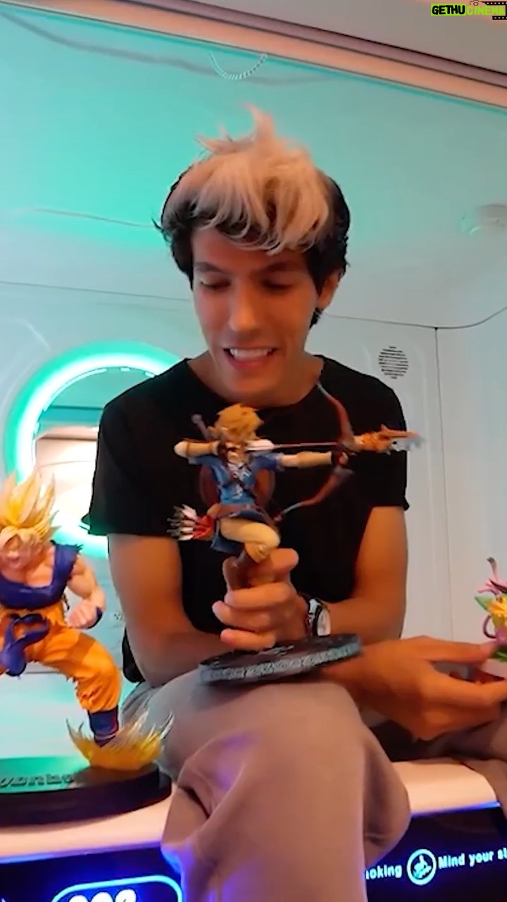 Rafa Polinesio Instagram - Les tengo un unboxing de mis compras que hice en Japón Ustedes cuál se comprarían ?