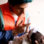 Rafa Polinesio Instagram - Las fotos que les había prometido con Alquimia!! 👶 Es muy tranquila y despierta 💥🙌