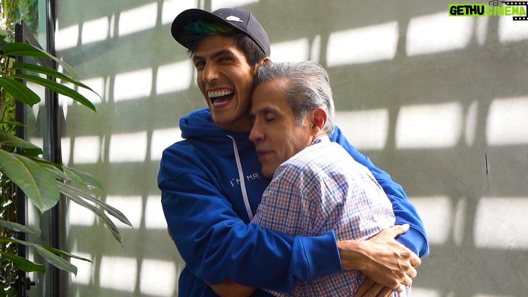 Rafa Polinesio Instagram - Ya les subimos el episodio de final de la primera temporada de Empezar de Cero!! ¿Listos para lo que viene?