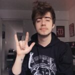 Rafael Lange Instagram - Rapaziada 🙌 🤘 vida boa vida boa 🤘 😍 🤘 dormi o dia inteiro ☀ 😴 agora vamos pro cinema 🎥 😉 pra querer assistir aquele filme ⚡ 🤘 gostoso 😋 😍 nossa aquele filme 😩🤭 aquele filme 😍😝