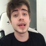 Rafael Lange Instagram - muito orgulhoso por estar fazendo parte da campanha do Banco do Brasil, que tem investido bastante no cenário de games ultimamente. Tô feliz demais💛 Tem muita coisa boa pra quem curte jogos, então baixem o app do BB e fiquem de olho que em breve eu posto mais coisas falando sobre, ok? se cuidem. @bancodobrasil