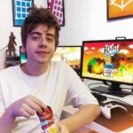 Rafael Lange Instagram - eu, o @t3ddyyyy e a @loiranoob estamos participando do estande da @crokissimo na BGS eu vou estar lá amanhã às 15h ❤ segue @crokissimo pra ver a programação